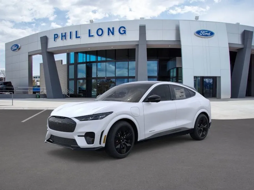2025 Ford Mustang Mach-E GT photo 1
