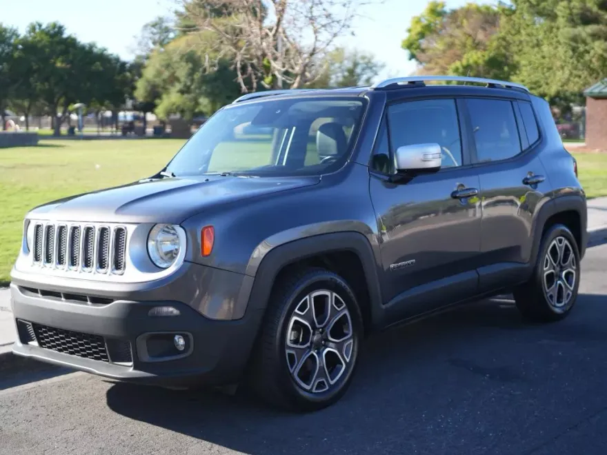 2016 Jeep Renegade Limited Sport photo 1