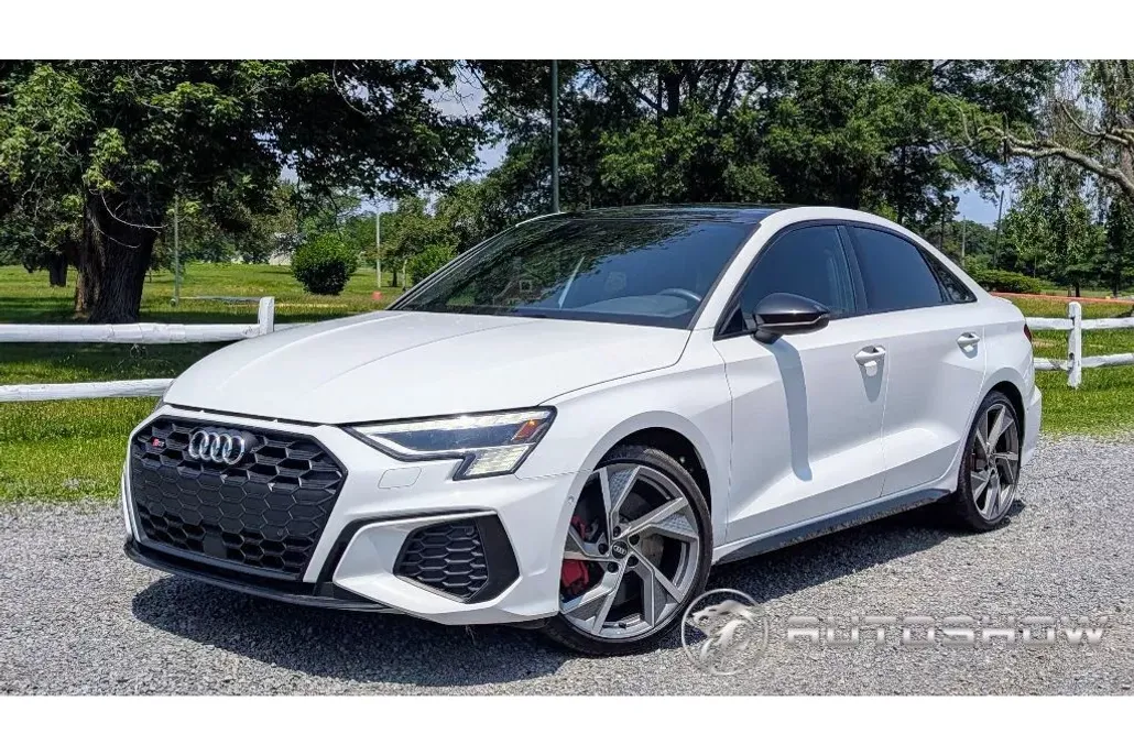 2022 Audi S3 Prestige photo 1