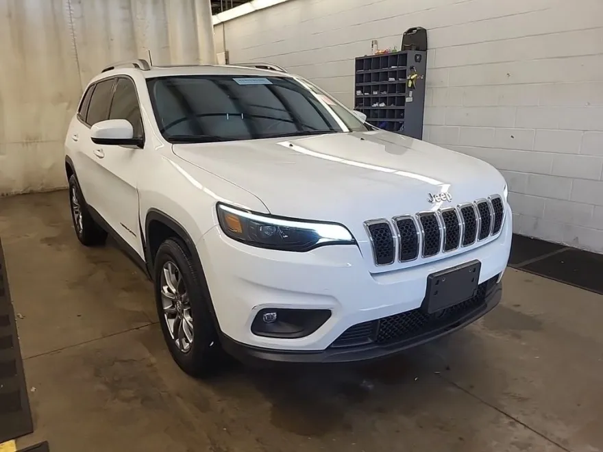2021 Jeep Cherokee Latitude Lux photo 1