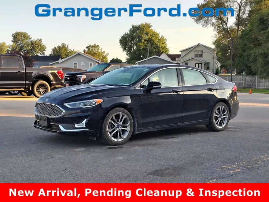2020 Ford Fusion Hybrid Titanium photo 1