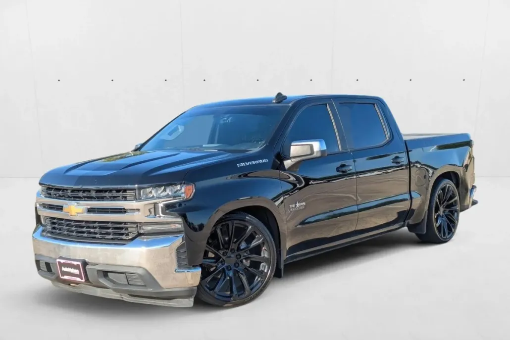 2021 Chevrolet Silverado 1500 LT photo 1