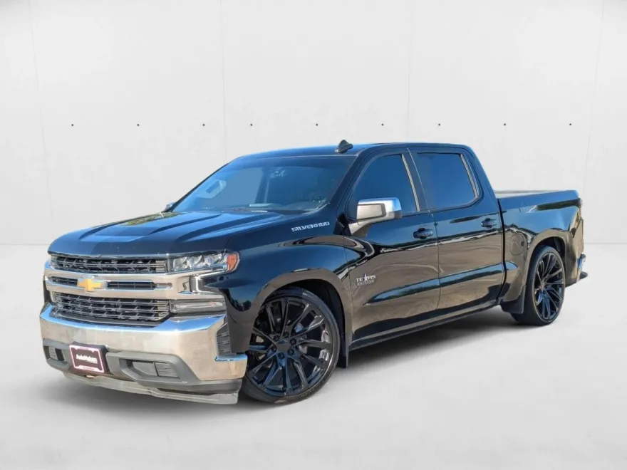 2021 Chevrolet Silverado 1500 LT photo 1