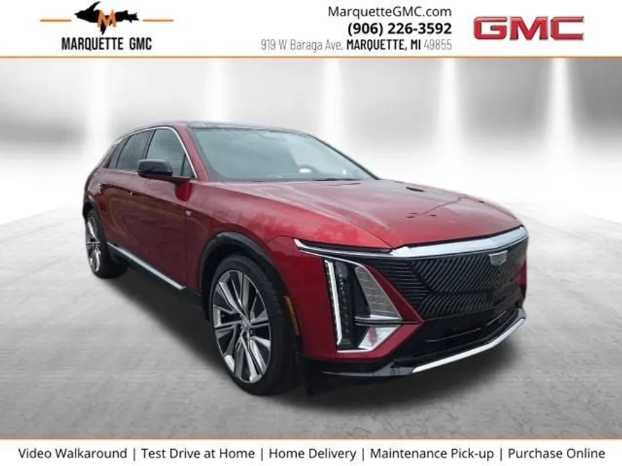 2024 Cadillac Lyriq Luxury photo 1