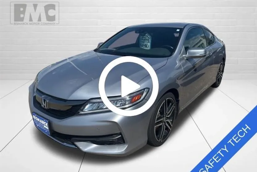 2017 Honda Accord Touring photo 1