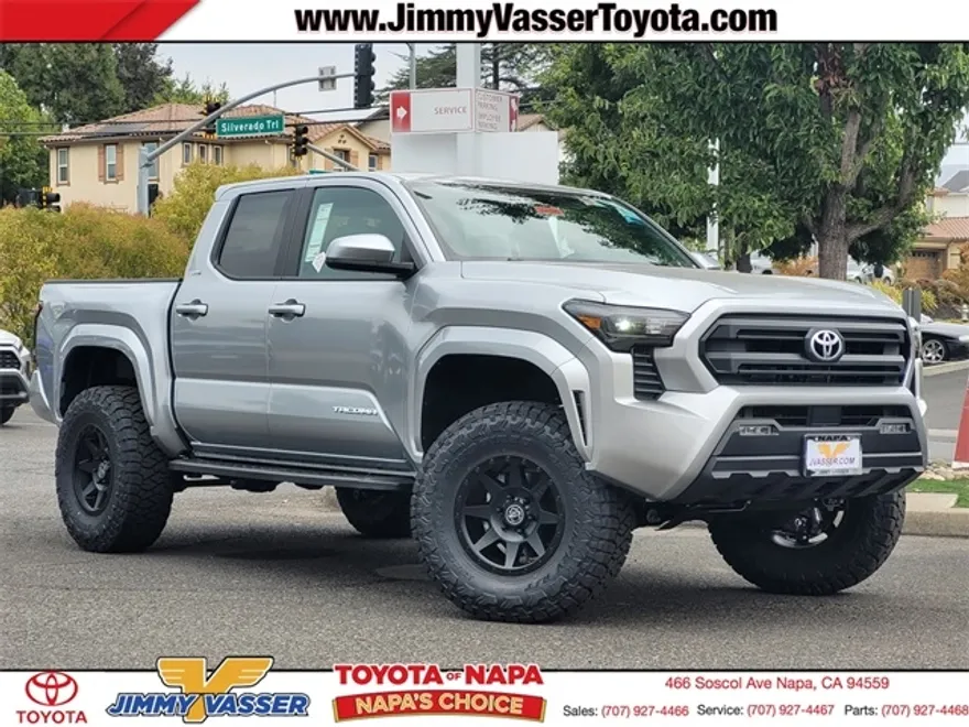 2025 Toyota Tacoma SR5 Double Cab photo 1