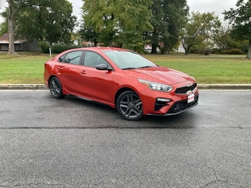 2021 Kia Forte GT-Line photo 1