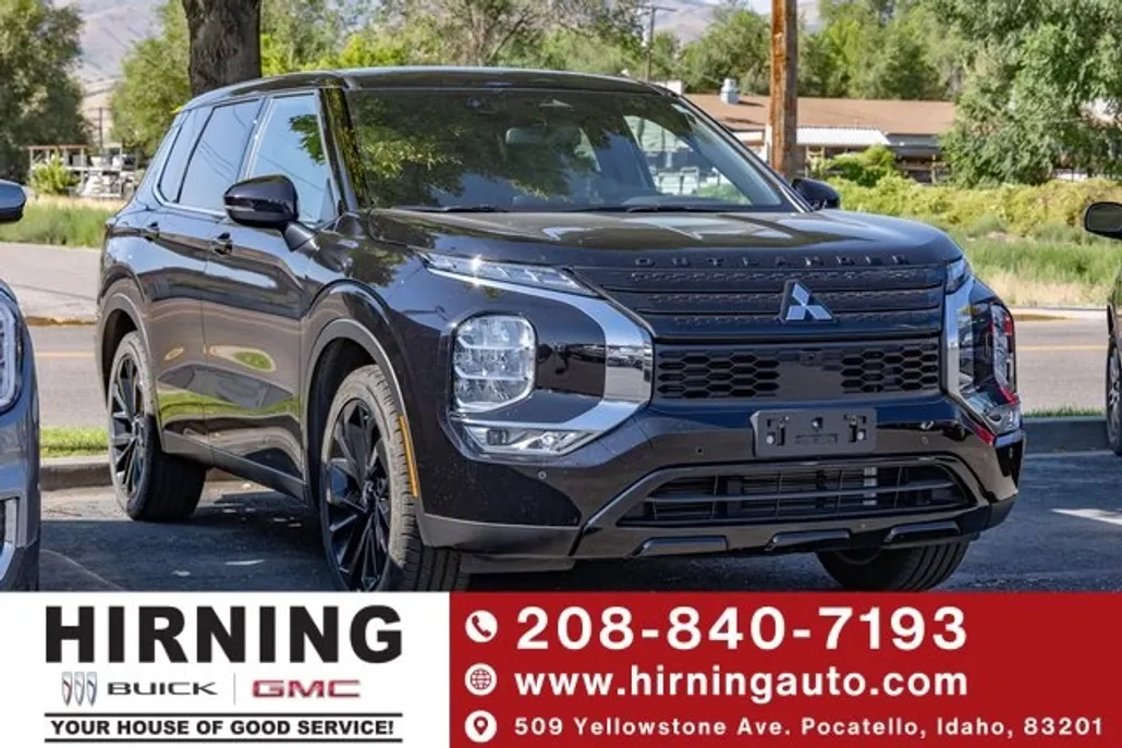 2022 Mitsubishi Outlander Black Edition S-AWC photo 1
