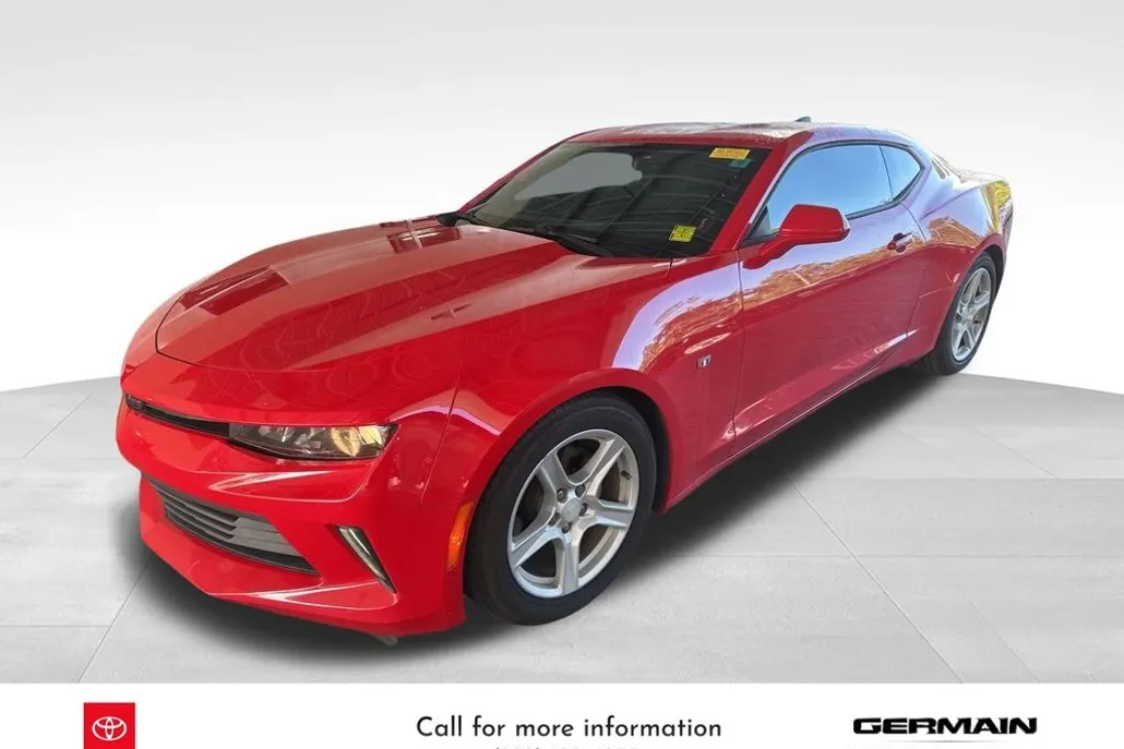 2017 Chevrolet Camaro 1LT photo 1