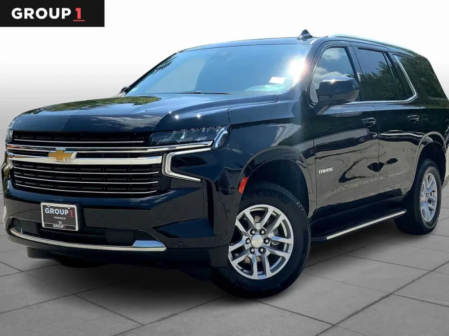 2023 Chevrolet Tahoe LT photo 1