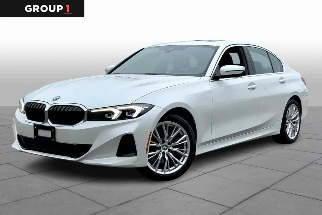2024 Bmw 330i photo 1