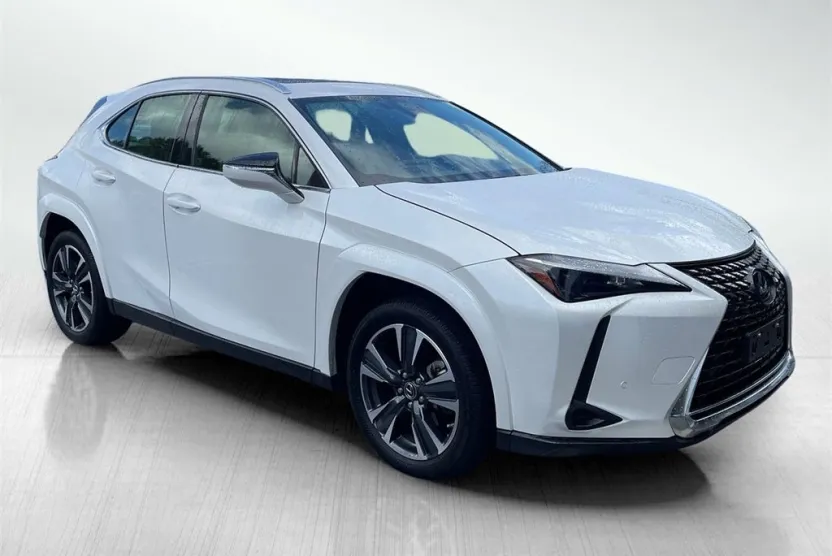 2024 Lexus UX 250h Premium photo 1