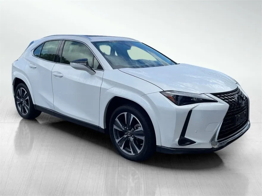 2024 Lexus UX 250h Premium photo 1