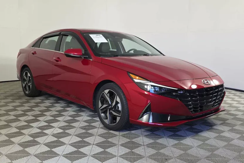 2022 Hyundai Elantra Limited photo 1