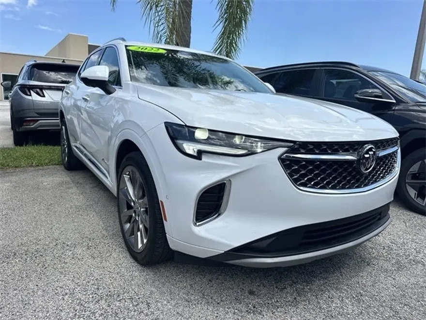2022 Buick Envision Avenir photo 1