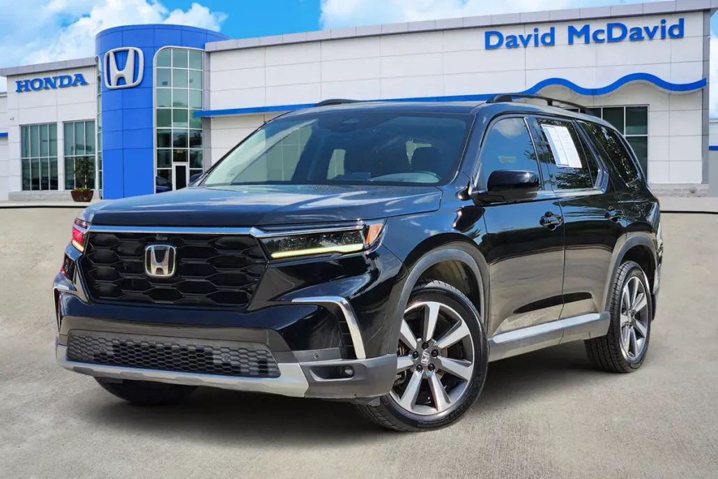 2023 Honda Pilot Elite photo 1