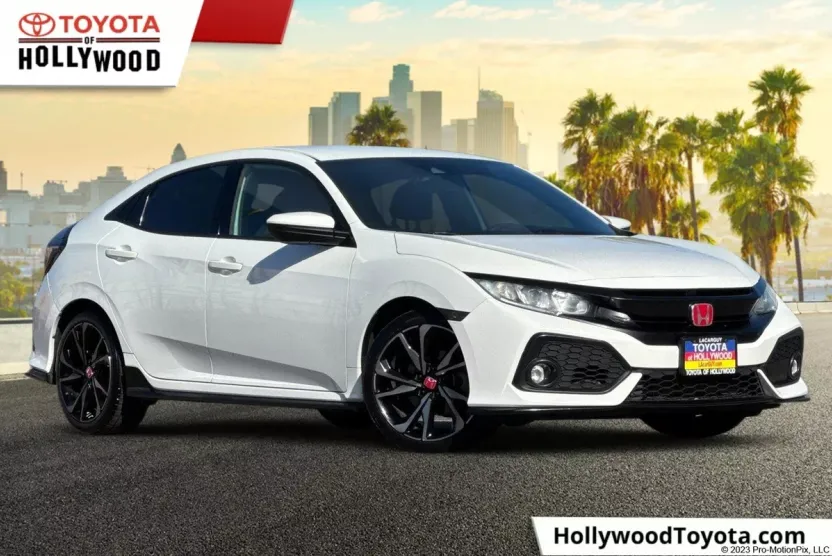 2019 Honda Civic Sport photo 1