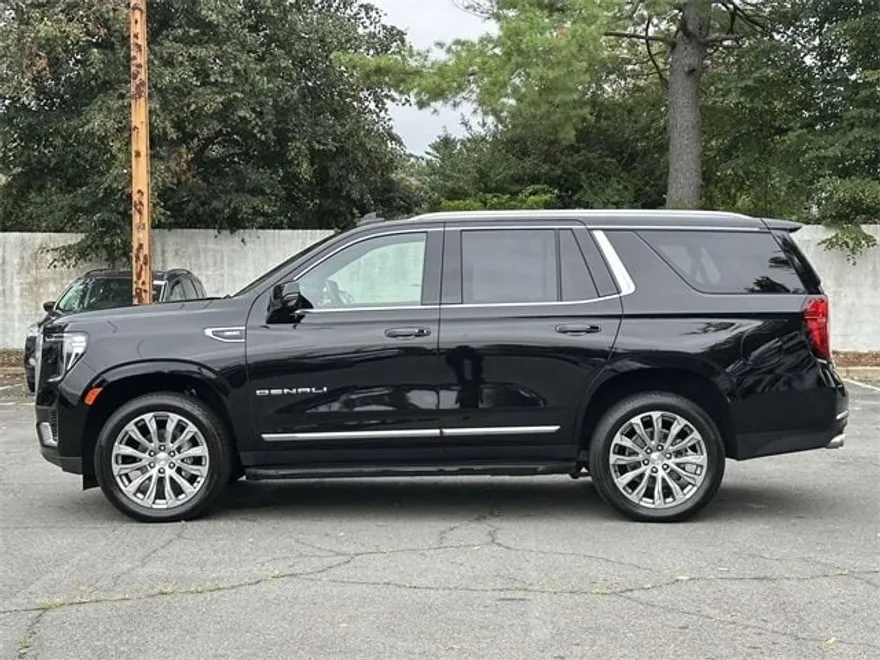 2024 Gmc Yukon Denali photo 1