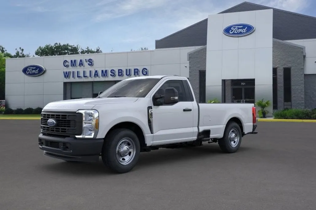 2023 Ford F-350 XL photo 1