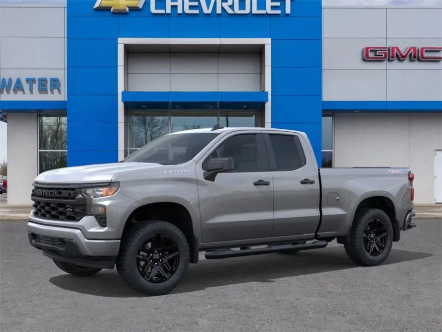 2026 Chevrolet Silverado 1500 Custom photo 1