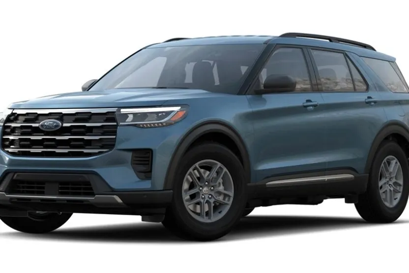 2025 Ford Explorer photo 1