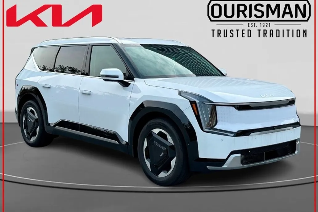 2026 Kia EV9 Land photo 1