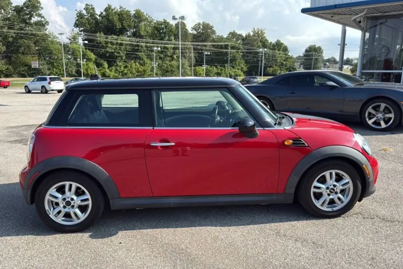 2012 Mini Cooper Hardtop photo 1