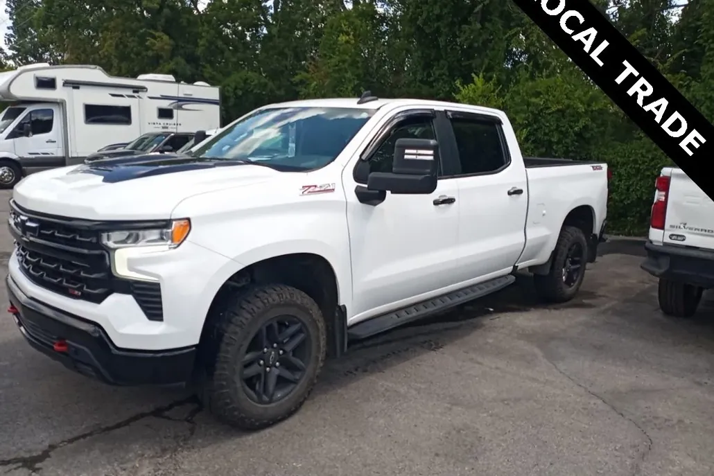 2022 Chevrolet Silverado 1500 LT Trail Boss photo 1
