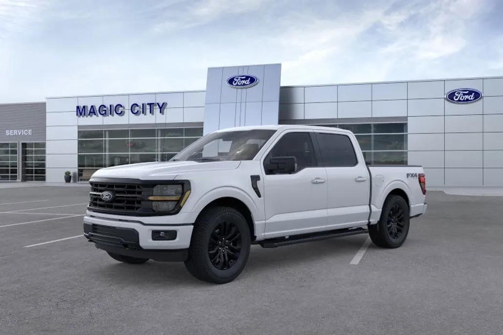 2025 Ford F-150 XLT photo 1