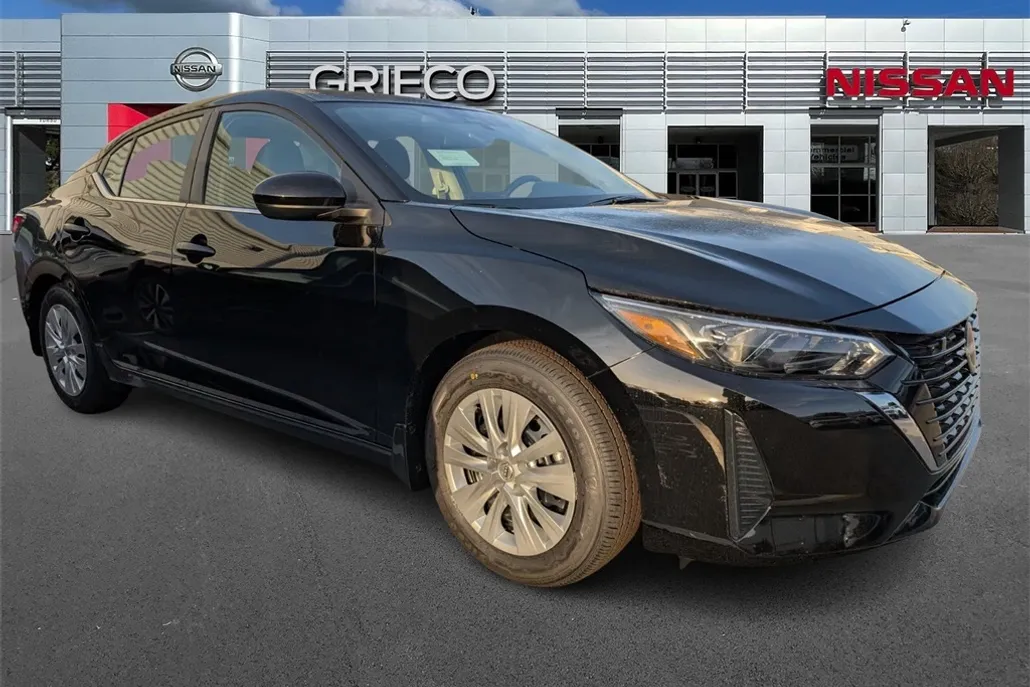 2025 Nissan Sentra S photo 1