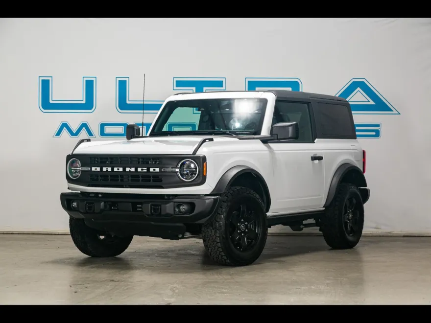 2022 Ford Bronco Base photo 1
