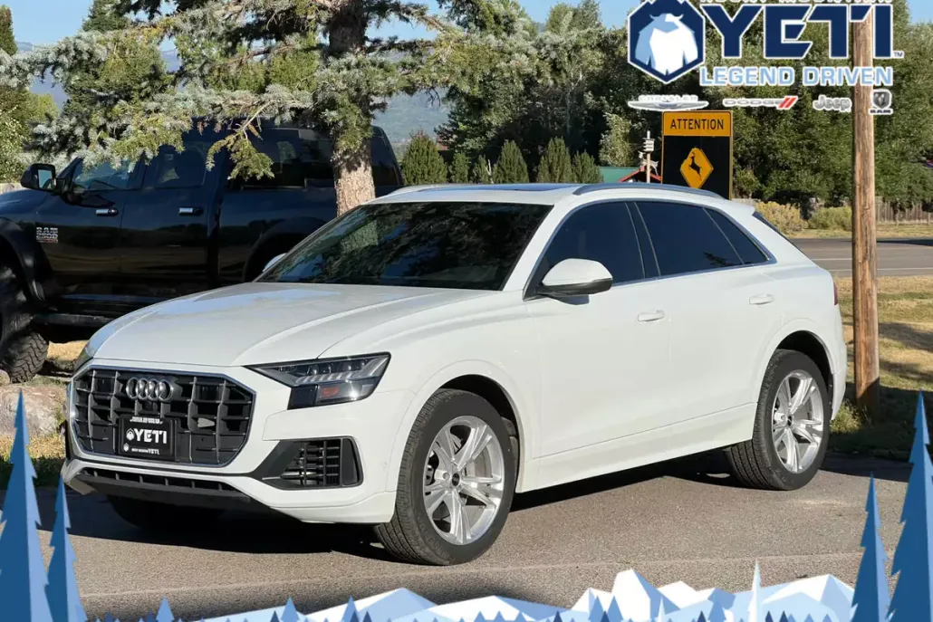 2023 Audi Q8 Premium photo 1