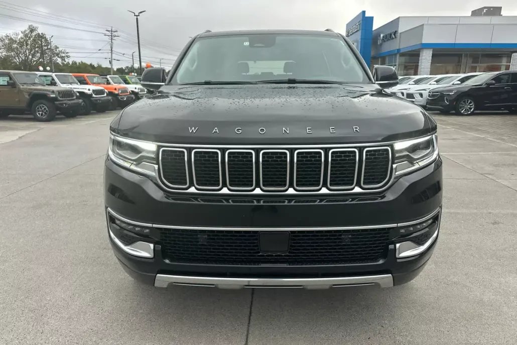 2022 Jeep Wagoneer Series III photo 1