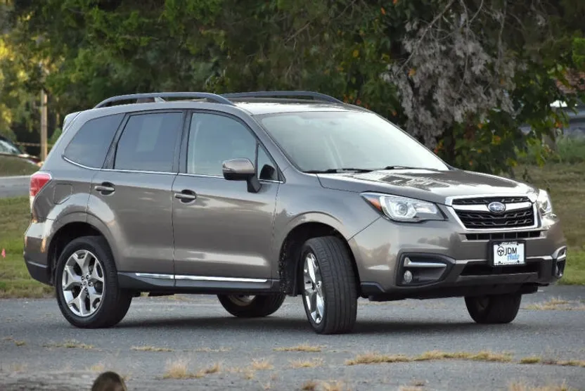2017 Subaru Forester 2.5i Touring photo 1