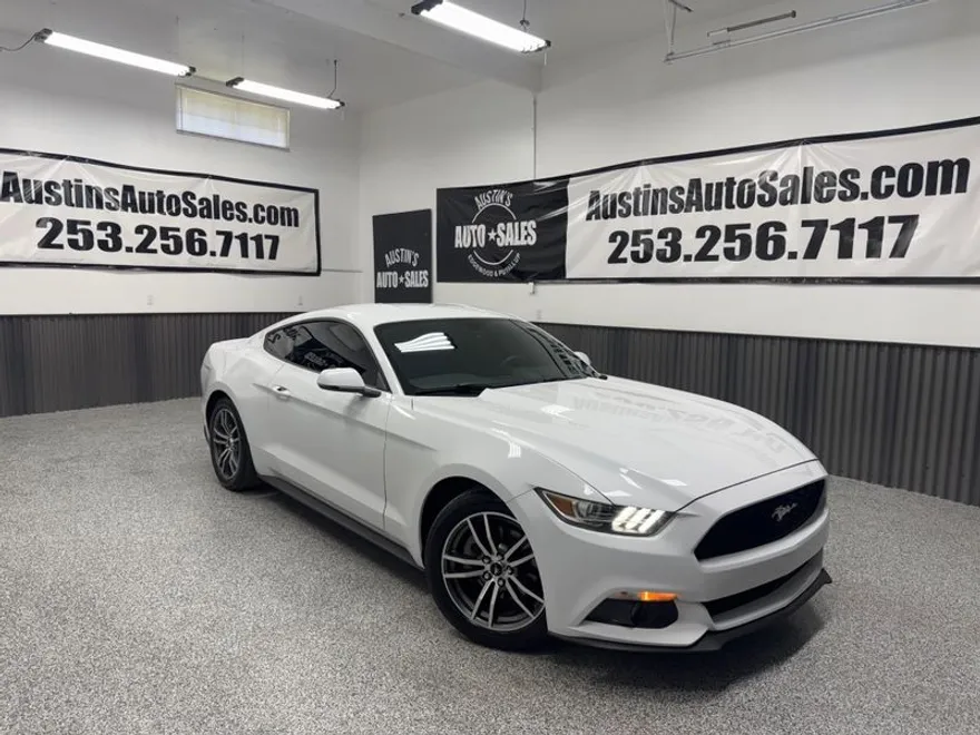 2015 Ford Mustang EcoBoost Premium photo 1