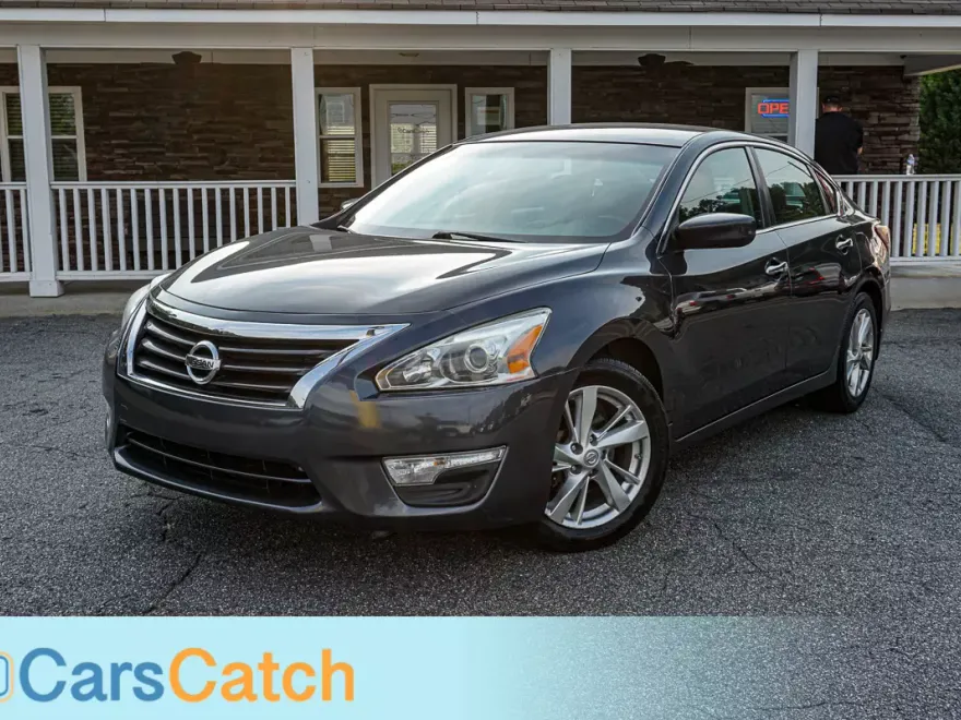 2013 Nissan Altima SV photo 1