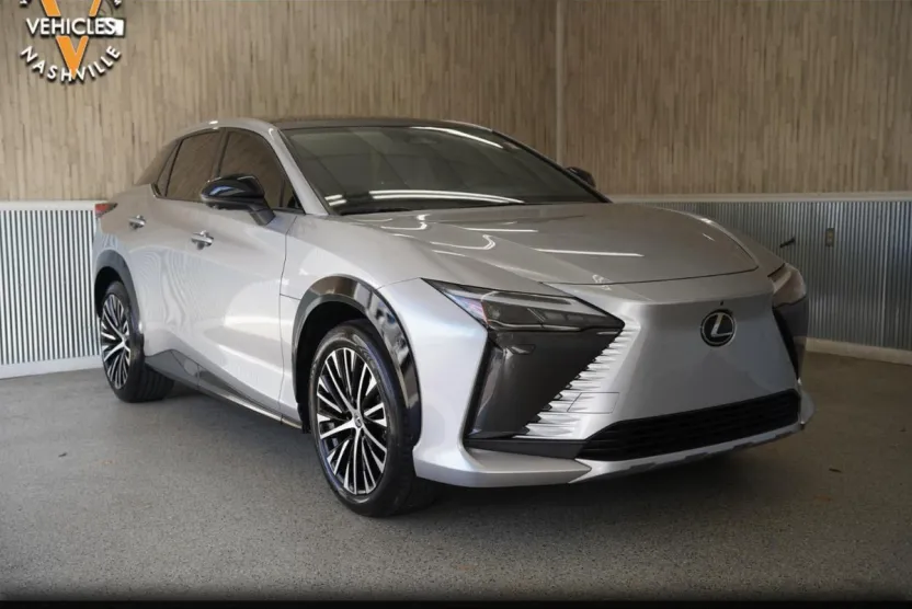 2024 Lexus RZ 450e Premium photo 1