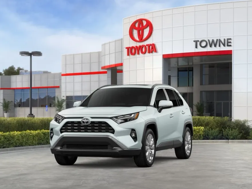 2025 Toyota RAV4 XLE Premium photo 1