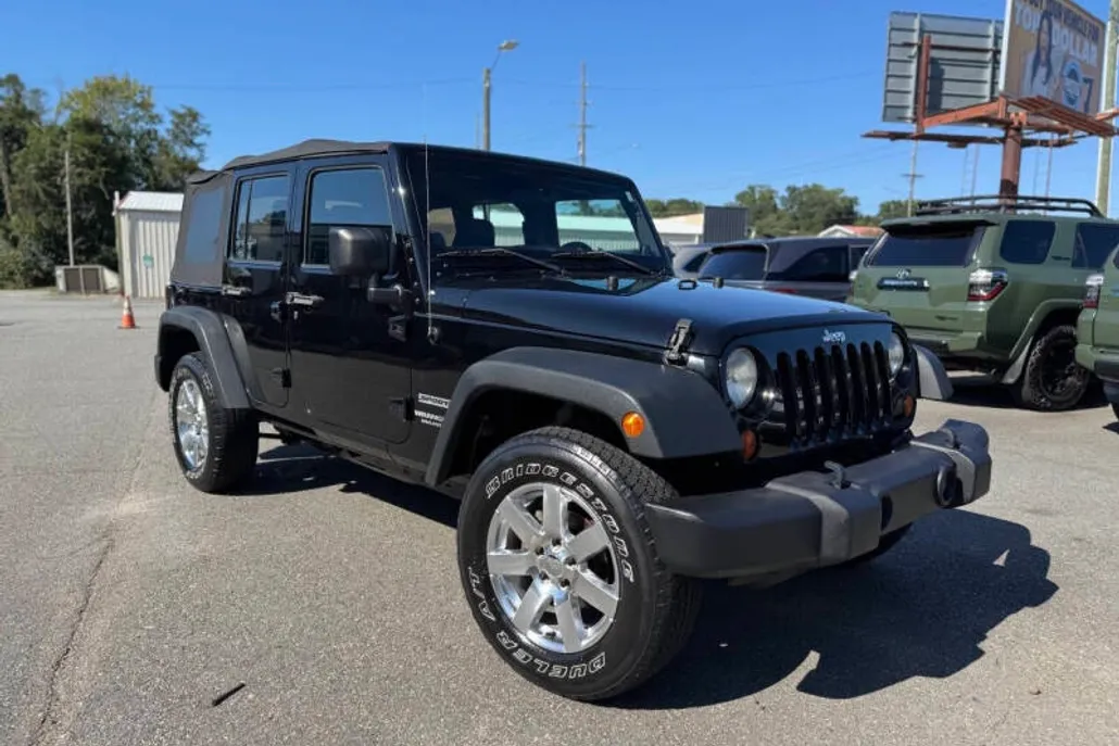 2013 Jeep Wrangler Sport photo 1