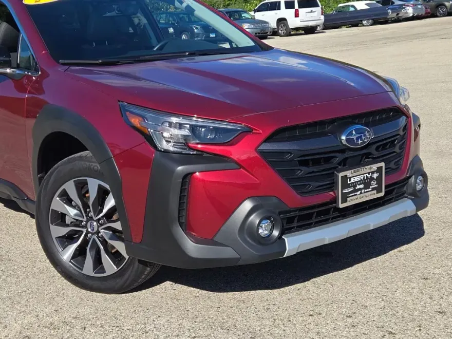 2023 Subaru Outback Limited photo 1
