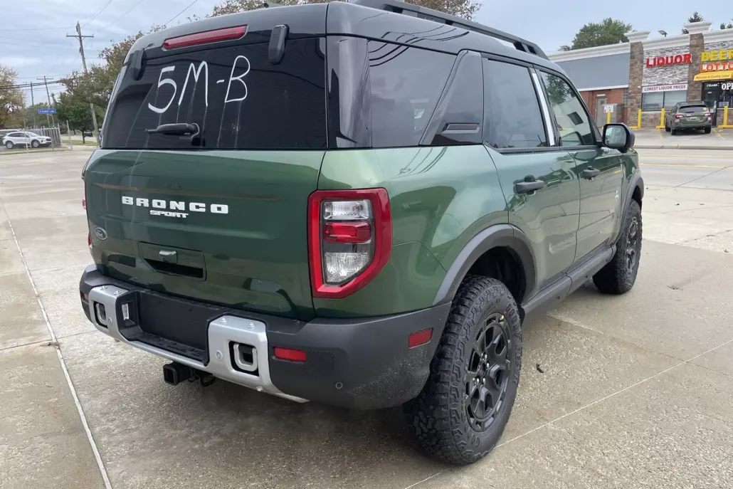 2025 Ford Bronco Sport Outer Banks photo 1