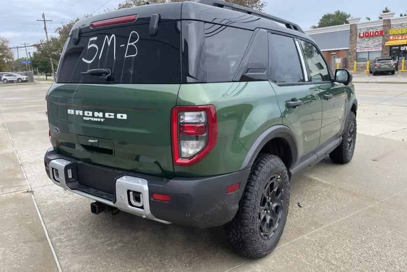 2025 Ford Bronco Sport Outer Banks photo 1