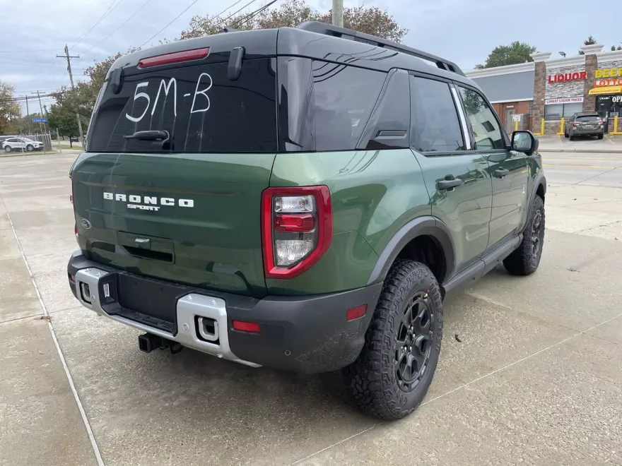 2025 Ford Bronco Sport Outer Banks photo 1