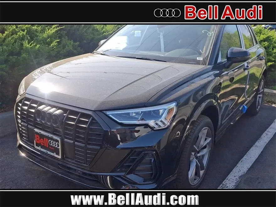 2025 Audi Q3 45 TFSI S line Premium photo 1
