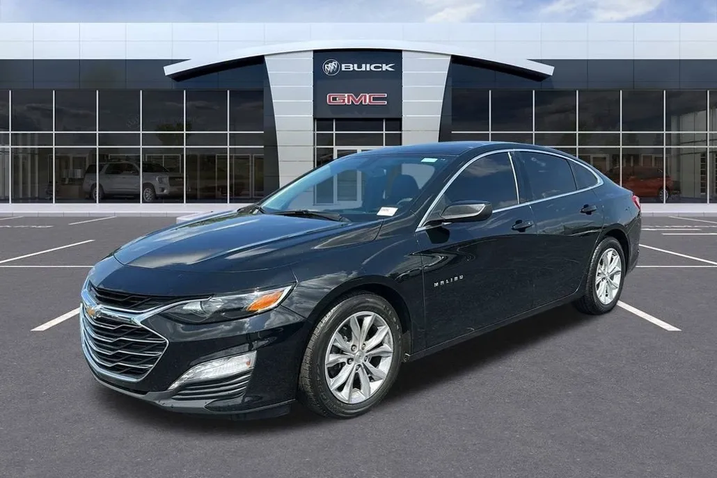 2019 Chevrolet Malibu 1LT photo 1