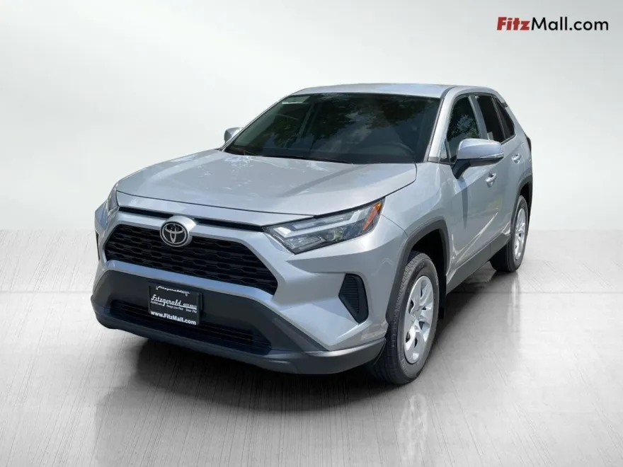 2025 Toyota RAV4 LE photo 1