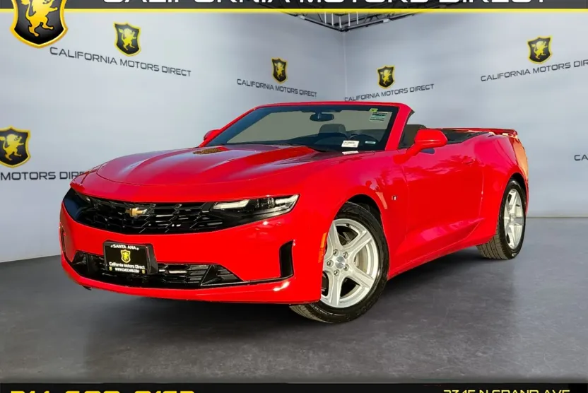 2020 Chevrolet Camaro 1LT photo 1