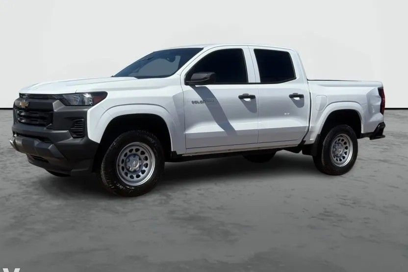 2024 Chevrolet Colorado photo 1