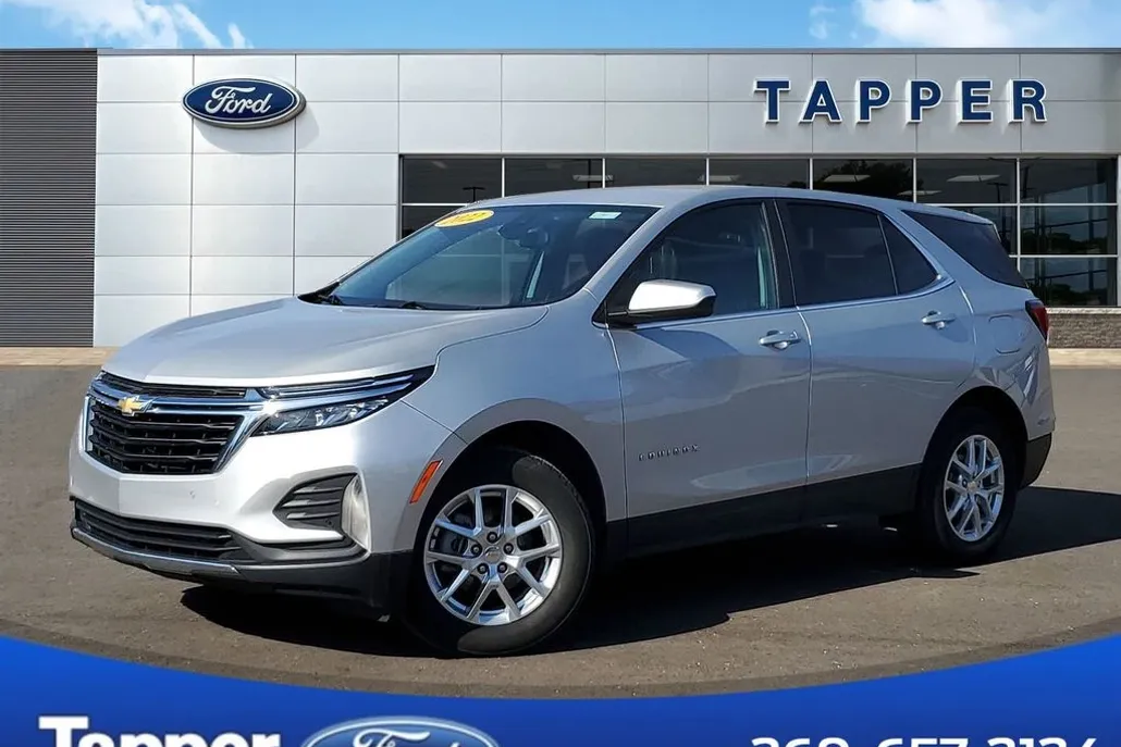 2022 Chevrolet Equinox LT photo 1