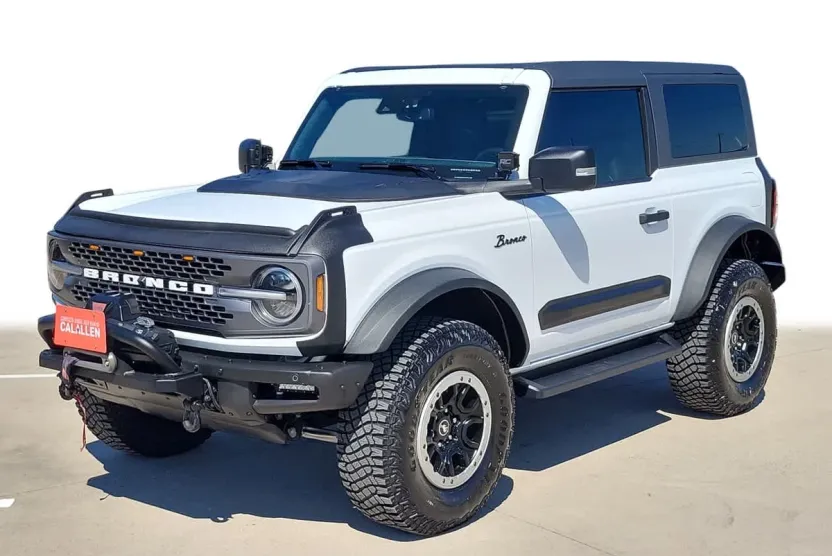 2022 Ford Bronco Outer Banks photo 1